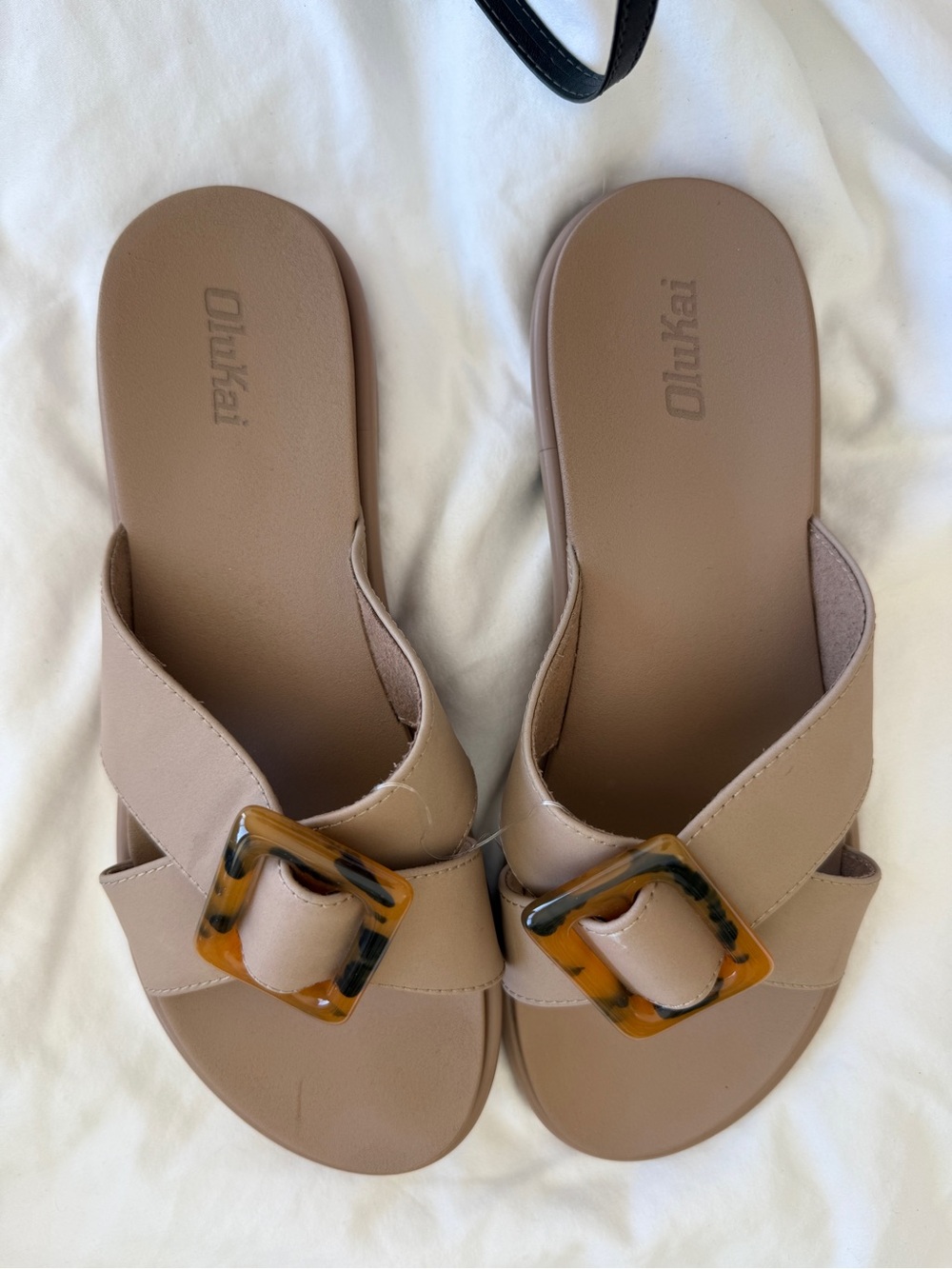 OluKai La’i Women's Taupe Slide Sandals with Tortoiseshell Buckle